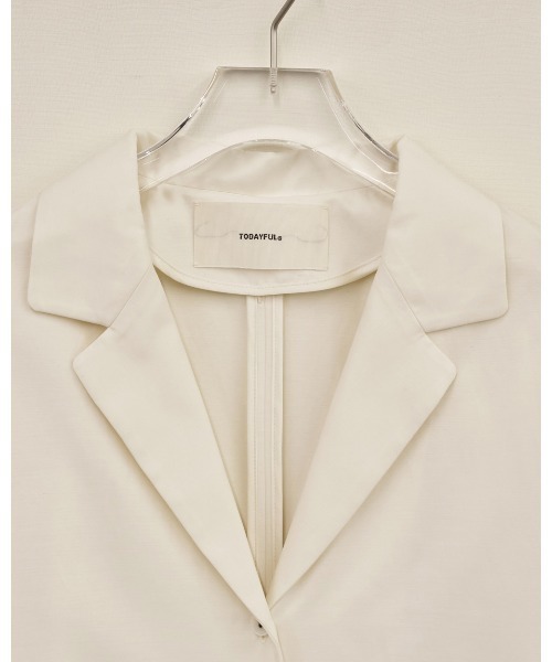 TODAYFUL(トゥデイフル)の「Satin Shirts Jacket(テーラードジャケット・レディース・ブラック/キナリ・36inch/38inch)」の5枚目の写真
