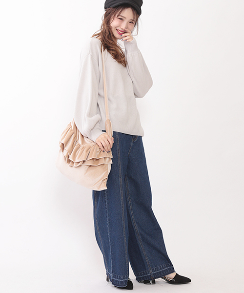 one after another NICE CLAUP（ワンアフターアナザーナイスクラップ）の「ベロアフリルバッグ（ショルダーバッグ・レディース・グレー/ブラック/ライトベージュ/ライトグレー/ピンク・FREE）」の13枚目の写真