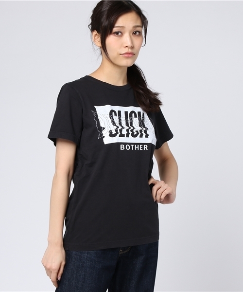 Candy Stripper（キャンディストリッパー）の「SLICK TEE（Tシャツ/カットソー・レディース・オフホワイト/ボルドー/ネイビー/ブラック・3/2/4）」の13枚目の写真