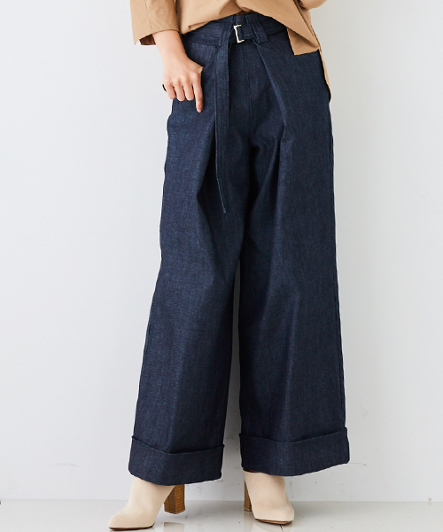 STUDIOUS（ステュディオス）の「【STUDIOUS】オーバータックボリュームパンツ（その他パンツ・レディース・ブルー/キャメル・0/1）」の2枚目の写真