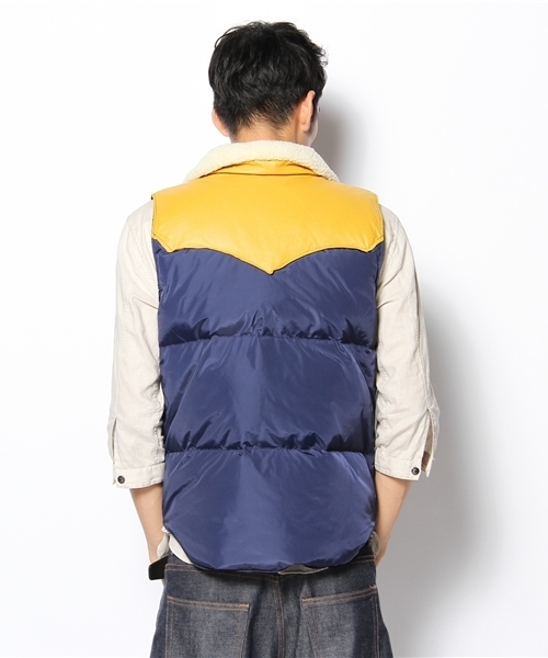 WEGO（ウィゴー）の「レザー切替ダウンベスト（ダウンベスト・メンズ・ブラック/ベージュ/ネイビー/オレンジ・SMALL/MEDIUM/LARGE）」の6枚目の写真