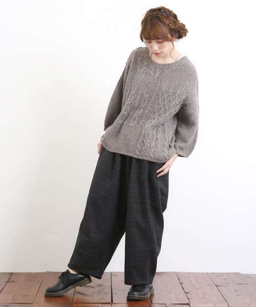 CUBE SUGAR（キューブシュガー）の「ウール9分丈イージーワイドパンツ（その他パンツ・レディース・ブラウン/ストライプ/チェック/チャコール・M）」の5枚目の写真