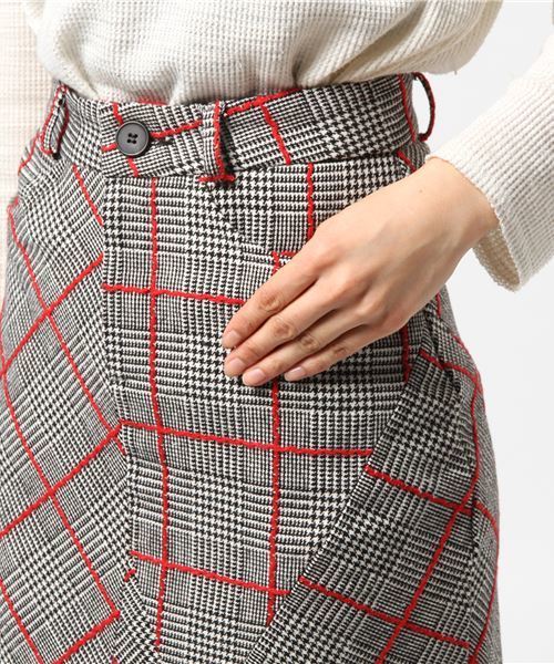 Ameri（アメリ）の「UNIQUE CHECK SKIRT（スカート・レディース・ベージュ/ブラック・S/M/SMALL/MEDIUM）」の15枚目の写真