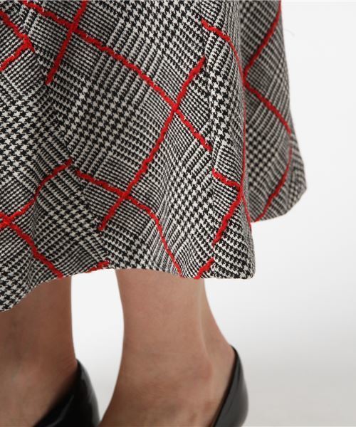 Ameri（アメリ）の「UNIQUE CHECK SKIRT（スカート・レディース・ベージュ/ブラック・S/M/SMALL/MEDIUM）」の16枚目の写真