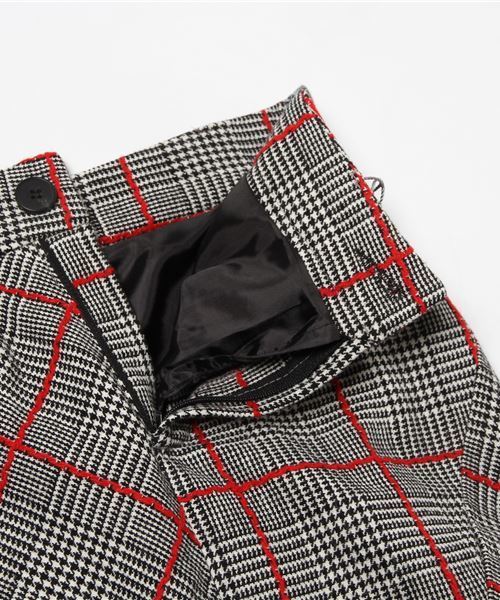 Ameri（アメリ）の「UNIQUE CHECK SKIRT（スカート・レディース・ベージュ/ブラック・S/M/SMALL/MEDIUM）」の17枚目の写真
