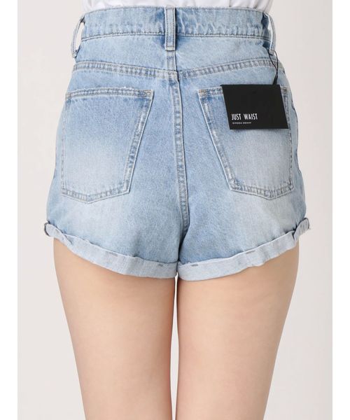 EMODA（エモダ）の「ヘムロールジャストウエストショートパンツ（デニムパンツ・レディース・ホワイト/ライトブルー/インディゴブルー・SMALL/MEDIUM）」の7枚目の写真