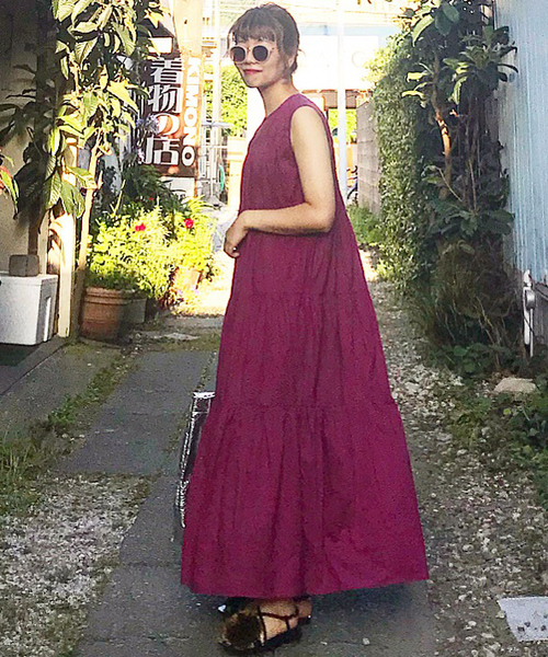 archives（アルシーヴ）の「ノースリティアードマキシワンピース（ワンピース・レディース・オフホワイト/ブラック/パープル・MEDIUM）」の3枚目の写真