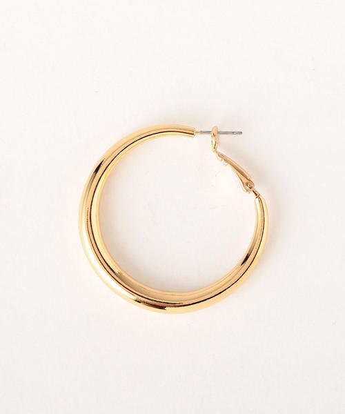 BEAUTY&YOUTH UNITED ARROWS（ビューティーアンドユースユナイテッドアローズ）の「BY メタルビックシンプルフープピアス（ピアス（両耳用）・レディース・ゴールド/シルバー・FREE）」の3枚目の写真