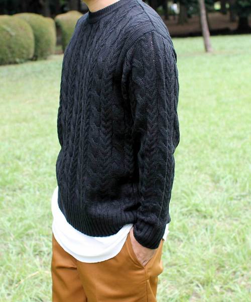 Denime（ドゥニーム）の「ざっくりケーブルクルーネックニット（ニット/セーター・メンズ・ホワイト/ブラック/グレー/オレンジ・SMALL/MEDIUM/LARGE）」の7枚目の写真