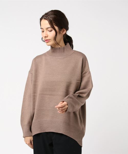 AMERICAN HOLIC（アメリカンホリック）の「ハイネック前後差プルオーバー（ニット/セーター・レディース・ブラック/ピンク/サックスブルー/オフホワイト/モカ・FREE）」の4枚目の写真