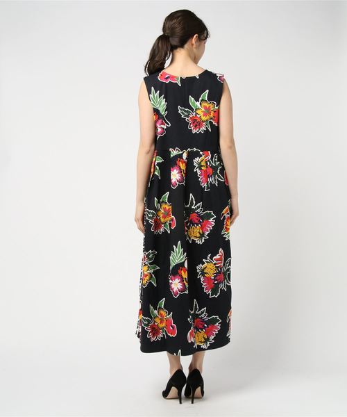 チャイハネ（チャイハネ）の「【チャイハネ】メキシカンフラワーVネックノースリーブワンピース（ワンピース・レディース・ブラック/オレンジ/ブルー・FREE）」の6枚目の写真