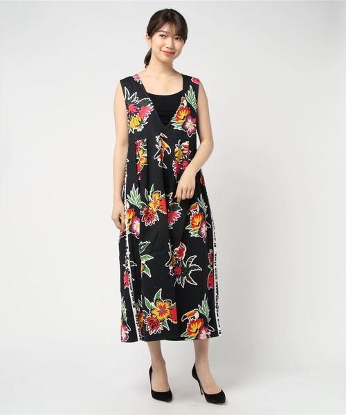 チャイハネ（チャイハネ）の「【チャイハネ】メキシカンフラワーVネックノースリーブワンピース（ワンピース・レディース・ブラック/オレンジ/ブルー・FREE）」の4枚目の写真