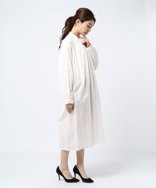 rps（アールピーエス）の「衿ギャザーシャツワンピース（ワンピース・レディース・ブラック/グレー/オフホワイト/グリーン・M）」の17枚目の写真