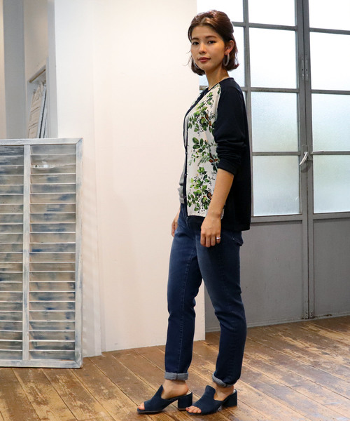 salle de bal（サルデバル）の「【For the people/フォーザピープル】　オリジナルリーフプリントｘ80/2 TRプレシャススムース　AOD（カーディガン/ボレロ・レディース・ブラック/ネイビー/オフホワイト・FREE）」の8枚目の写真