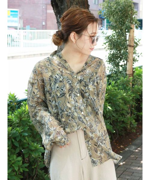 Ungrid(アングリッド)の「ジャカードフラワールーズシャツ(シャツ/ブラウス・レディース・ベージュ/パープル/ブラウン・FREE)」の8枚目の写真