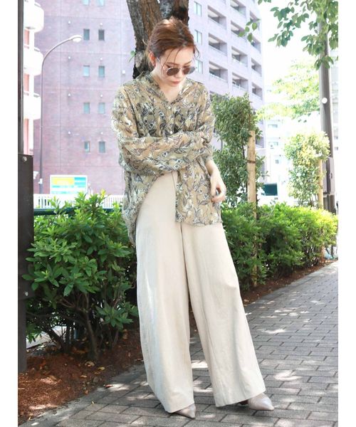 Ungrid(アングリッド)の「ジャカードフラワールーズシャツ(シャツ/ブラウス・レディース・ベージュ/パープル/ブラウン・FREE)」の9枚目の写真