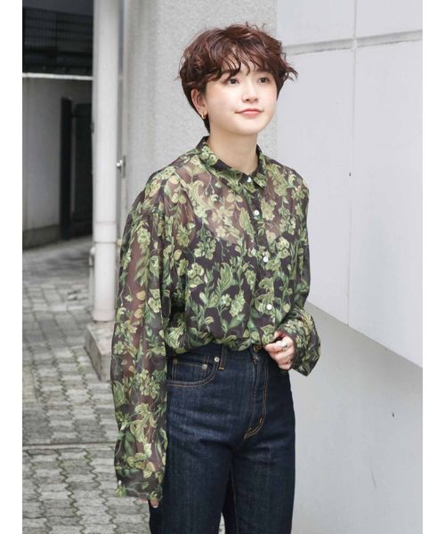 Ungrid(アングリッド)の「ジャカードフラワールーズシャツ(シャツ/ブラウス・レディース・ベージュ/パープル/ブラウン・FREE)」の11枚目の写真