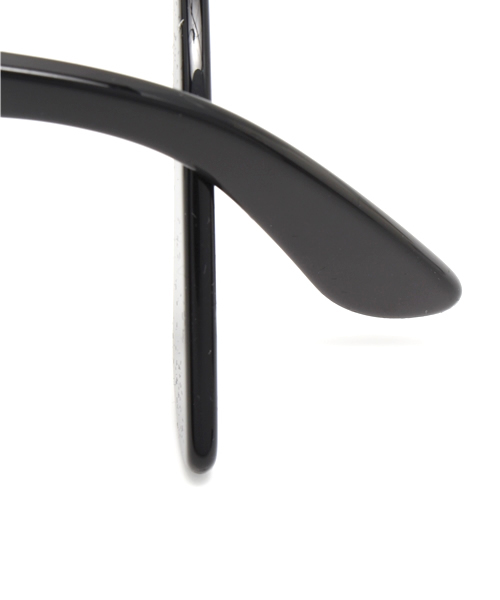 alcali(アルカリ)の「Ray Ban / Sunglasses(Wayfarer-BIGレンズ)(サングラス・レディース・ブラック・FREE)」の9枚目の写真