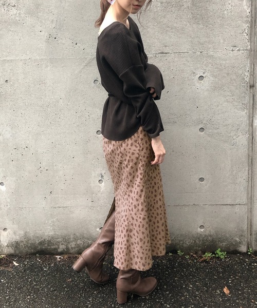 one after another NICE CLAUP（ワンアフターアナザーナイスクラップ）の「ベルト付きチューリップスカート（スカート・レディース・アイボリー/モカ/ブラウン系その他/ベージュ系その他・FREE）」の5枚目の写真