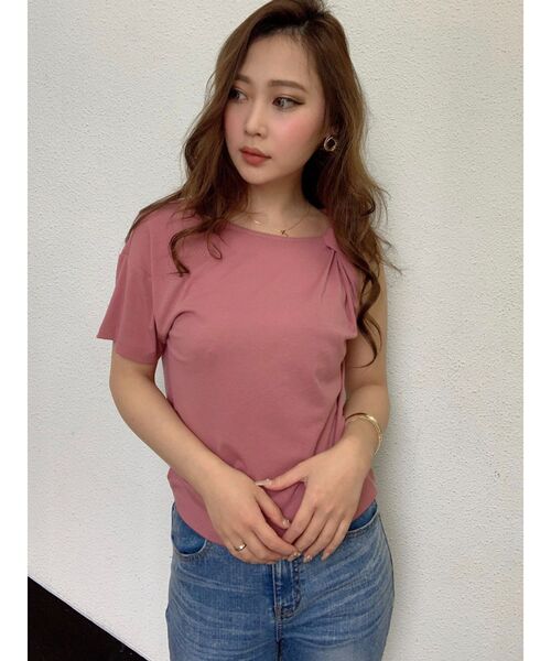 RESEXXY（リゼクシー）の「ツイイストデザイントップス（Tシャツ/カットソー・レディース・オフホワイト/ブラック/ピンク/モカ・FREE）」の4枚目の写真