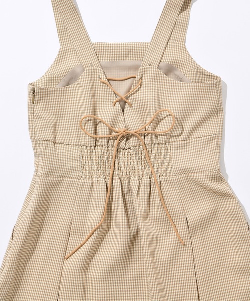 one after another NICE CLAUP(ワンアフターアナザーナイスクラップ)の「後ろレースアップジャンパースカート(ジャンパースカート・レディース・ベージュ/ブラック系その他/ベージュ系その他/グリーン・FREE)」の20枚目の写真