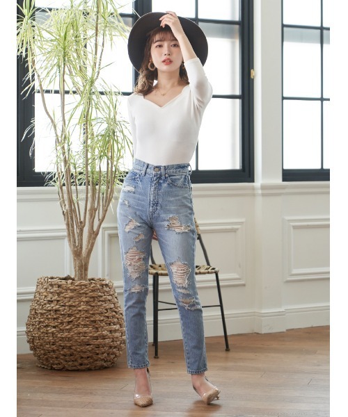 Darich(ダーリッチ)の「ハートカットボディトップス(Tシャツ/カットソー・レディース・ホワイト/ブラック/モカ・FREE)」の5枚目の写真