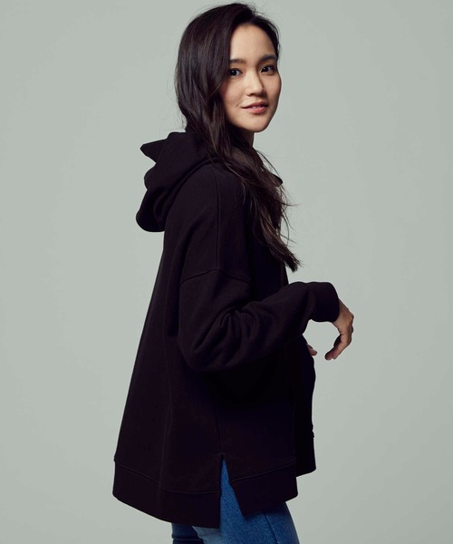 Lee(リー)の「【Lee】サイドスリットビッグシルエットパーカー(パーカー・レディース・ブラック/キナリ/キャメル・M/L)」の15枚目の写真