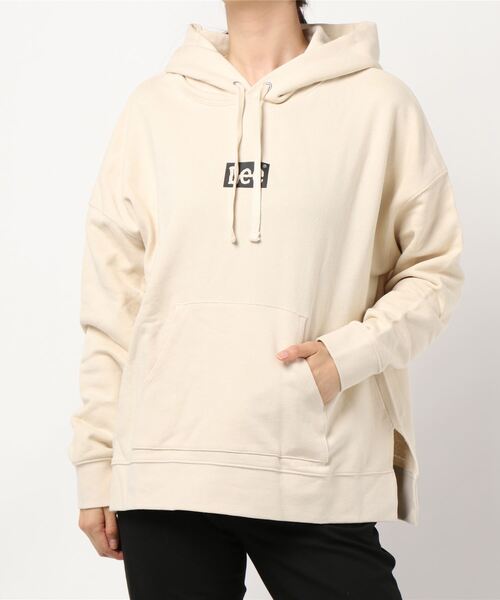 Lee(リー)の「【Lee】サイドスリットビッグシルエットパーカー(パーカー・レディース・ブラック/キナリ/キャメル・M/L)」の12枚目の写真