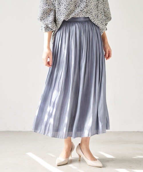 YECCA VECCA（イェッカヴェッカ）の「・シャイニーギャザーロングスカート　＊（スカート・レディース・ライトグレー/ライトグリーン/ブルー系その他7/ラベンダー・FREE）」の4枚目の写真