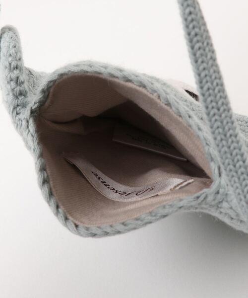 D.fesense（ディーフェセンス）の「【D.fesense /ディーフェセンス】アニマルニットポーチKUMA（ショルダーバッグ・キッズ・ミント/チャコール/ライトグレー・F）」の4枚目の写真