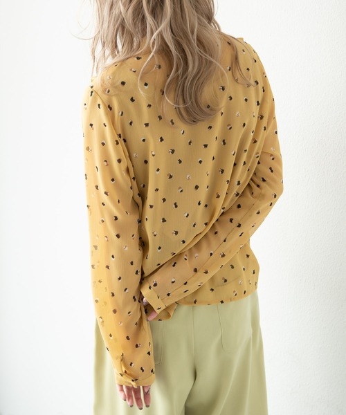 MERLOT（メルロー）の「フラワードット柄楊柳ブラウス（シャツ/ブラウス・レディース・ターコイズブルー/イエロー・FREE）」の7枚目の写真