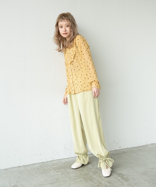 MERLOT（メルロー）の「フラワードット柄楊柳ブラウス（シャツ/ブラウス・レディース・ターコイズブルー/イエロー・FREE）」の10枚目の写真