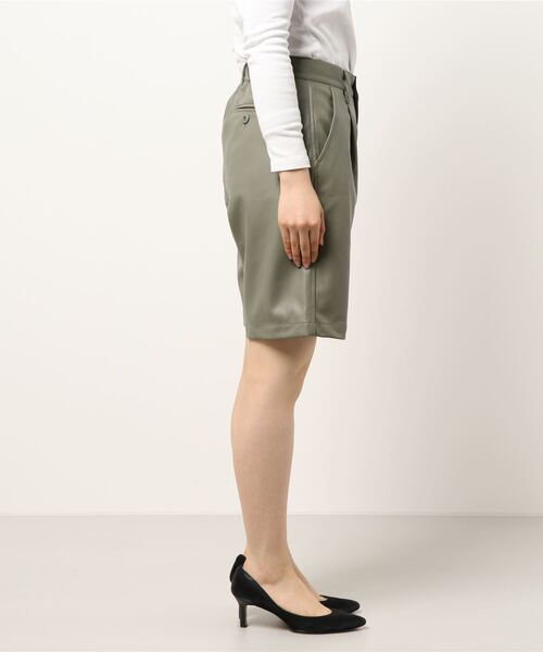 Alluge（アルージュ）の「バミューダパンツ（その他パンツ・レディース・ブラック/カーキ/ベージュ・FREE）」の4枚目の写真