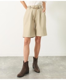 バミューダパンツ