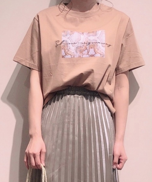 INTERPLANET(インタープラネット)の「刺繍ロゴ*ストゥレイタムプリントドライタッチコットンTシャツ(Tシャツ/カットソー・レディース・ブラック/キャメル/オフホワイト・FREE)」の3枚目の写真