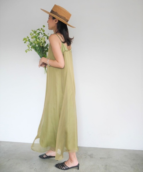 LADYMADE(レディメイド)の「シアーキャミソールレイヤードワンピース(ワンピース・レディース・カーキ/ライトベージュ/ブラック・FREE)」の22枚目の写真
