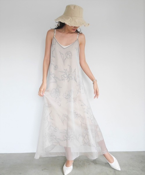 LADYMADE(レディメイド)の「シアーキャミソールレイヤードワンピース(ワンピース・レディース・カーキ/ライトベージュ/ブラック・FREE)」の4枚目の写真