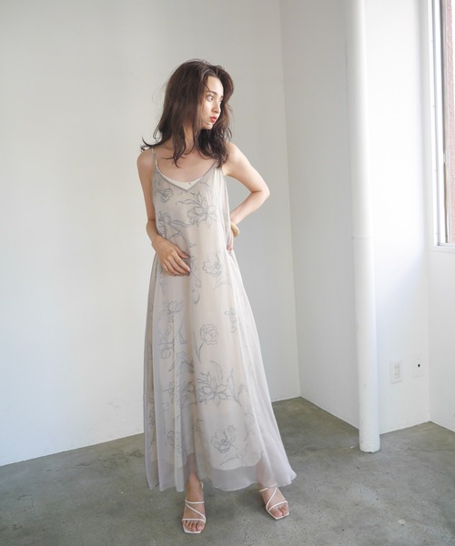 LADYMADE(レディメイド)の「シアーキャミソールレイヤードワンピース(ワンピース・レディース・カーキ/ライトベージュ/ブラック・FREE)」の9枚目の写真