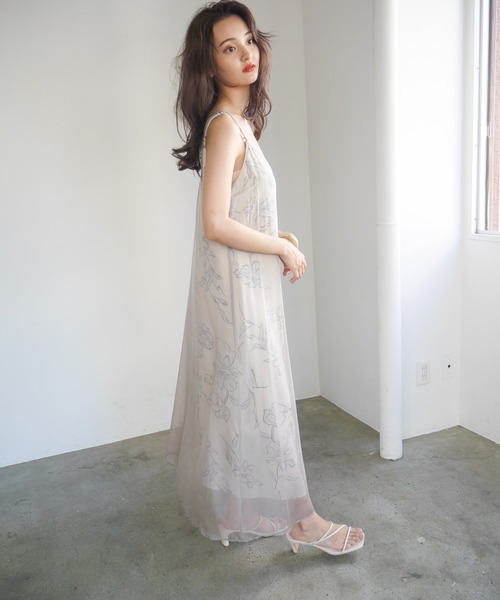 LADYMADE(レディメイド)の「シアーキャミソールレイヤードワンピース(ワンピース・レディース・カーキ/ライトベージュ/ブラック・FREE)」の8枚目の写真