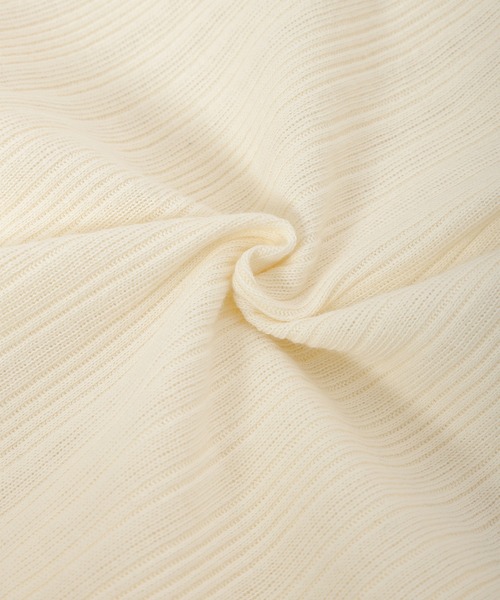 fifth(フィフス)の「ヘンリーネックカップ付リブタンクトップ(キャミソール・レディース・カーキ/アイボリー/グレイッシュベージュ・MEDIUM)」の11枚目の写真