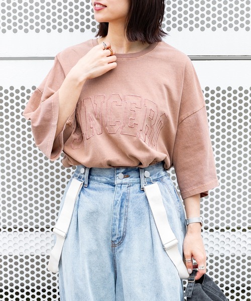 PairPair（ペアペア）の「ピグメント刺繍ロゴT(ユニセックス)（Tシャツ/カットソー・レディース・ライトグリーン/ライトブラウン/スミクロ/グレイッシュベージュ・MEDIUM/LARGE）」の15枚目の写真