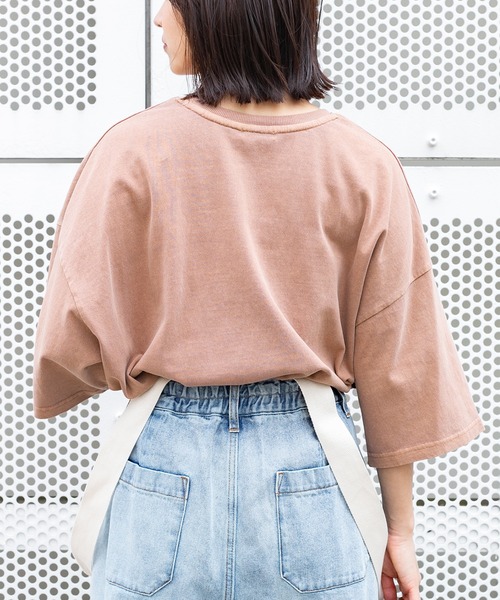 PairPair（ペアペア）の「ピグメント刺繍ロゴT(ユニセックス)（Tシャツ/カットソー・レディース・ライトグリーン/ライトブラウン/スミクロ/グレイッシュベージュ・MEDIUM/LARGE）」の17枚目の写真