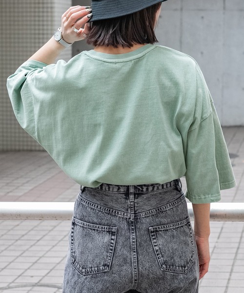 PairPair（ペアペア）の「ピグメント刺繍ロゴT(ユニセックス)（Tシャツ/カットソー・レディース・ライトグリーン/ライトブラウン/スミクロ/グレイッシュベージュ・MEDIUM/LARGE）」の11枚目の写真