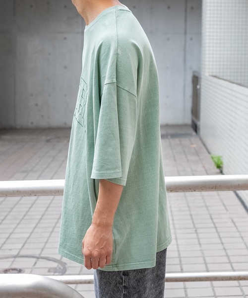 PairPair（ペアペア）の「ピグメント刺繍ロゴT(ユニセックス)（Tシャツ/カットソー・レディース・ライトグリーン/ライトブラウン/スミクロ/グレイッシュベージュ・MEDIUM/LARGE）」の7枚目の写真