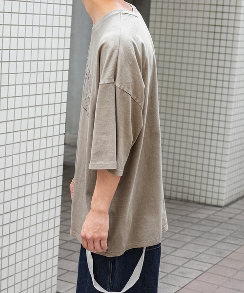 PairPair（ペアペア）の「ピグメント刺繍ロゴT(ユニセックス)（Tシャツ/カットソー・レディース・ライトグリーン/ライトブラウン/スミクロ/グレイッシュベージュ・MEDIUM/LARGE）」の20枚目の写真