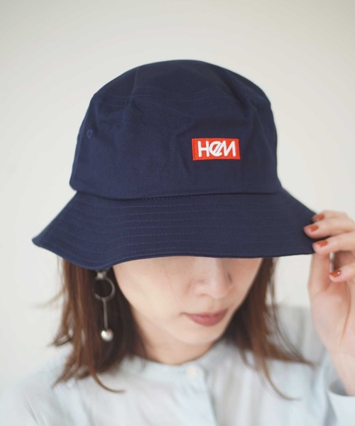 HeM（ヘム）の「【 HeM / ヘム 】 刺繍 ロゴ バケット ハット（ハット・レディース・ホワイト/ブラック/ベージュ/ネイビー/ホワイト系その他/ブラック系その他・FREE）」の6枚目の写真