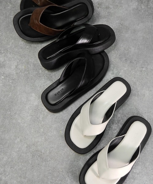 alala（アララ）の「厚底トングサンダル（サンダル・レディース・ベージュ/ホワイト/ブラック/ブラウン系・S/M/L/LL）」の20枚目の写真