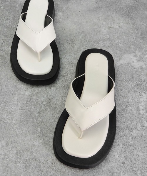 alala（アララ）の「厚底トングサンダル（サンダル・レディース・ベージュ/ホワイト/ブラック/ブラウン系・S/M/L/LL）」の21枚目の写真