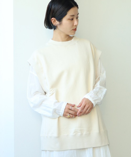 note et silence (ノートエシロンス)の「et sort. 甘撚り裏毛 ベスト(ベスト・レディース・ダークブラウン/キナリ/トップグレー・FREE)」の18枚目の写真