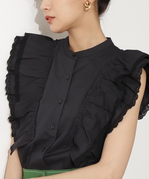 N.（N. Natural Beauty Basic）（エヌエヌナチュラルビューティーベーシック）の「コットンレースフリルスリーブブラウス（シャツ/ブラウス・レディース・ブラック/ホワイト・MEDIUM）」の5枚目の写真